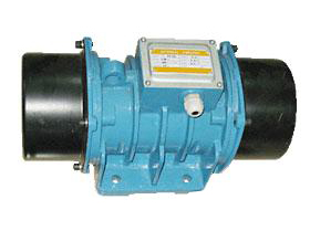  Vibrateur externe pour béton (avec moteur électrique triphasé 4 pôles) 