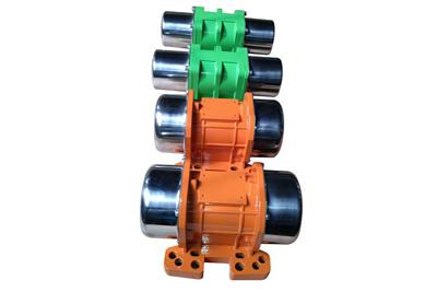  Vibrateur externe pour béton, avec moteur à courant continu 